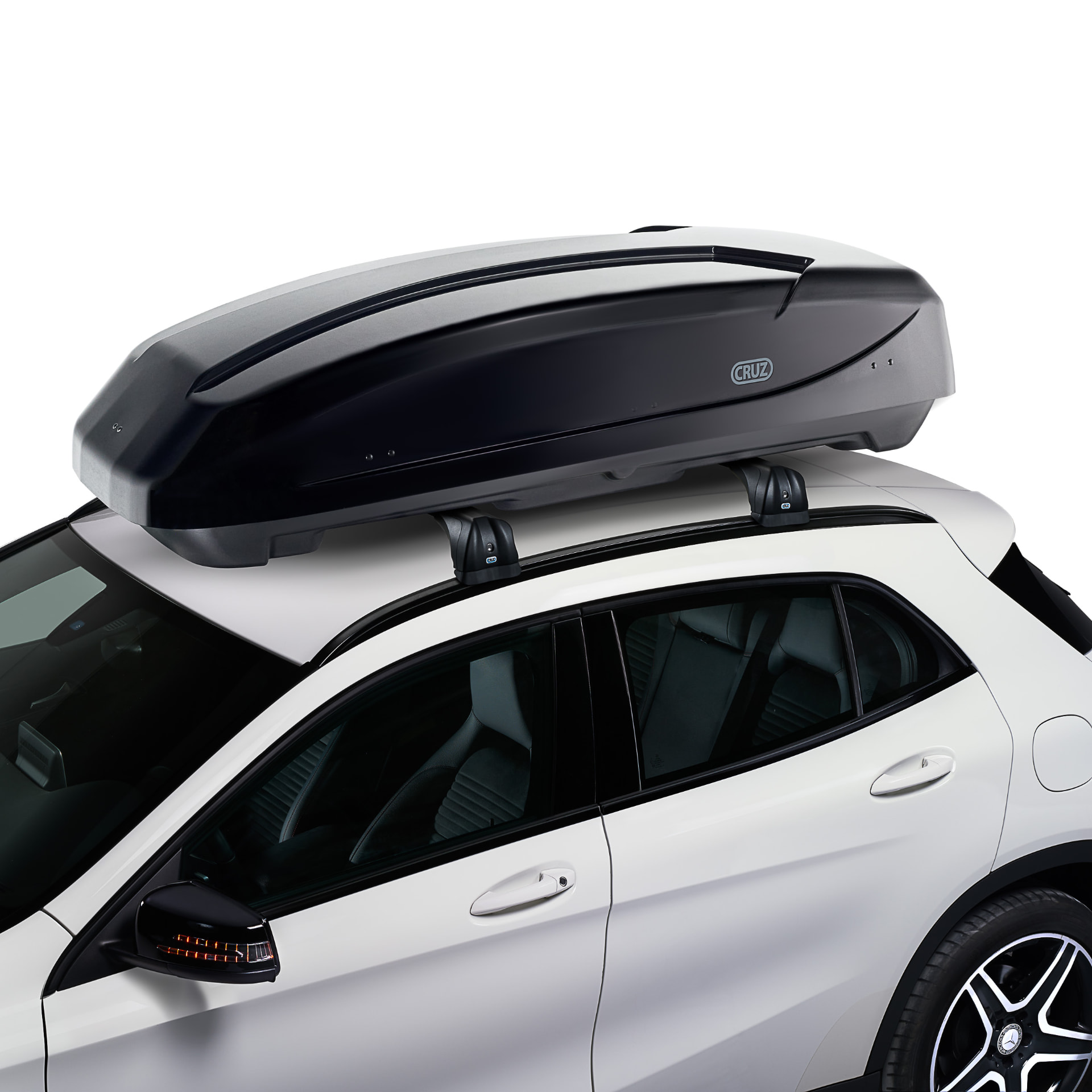 Paddock 470N mounted on vehicle — front three-quarter view
